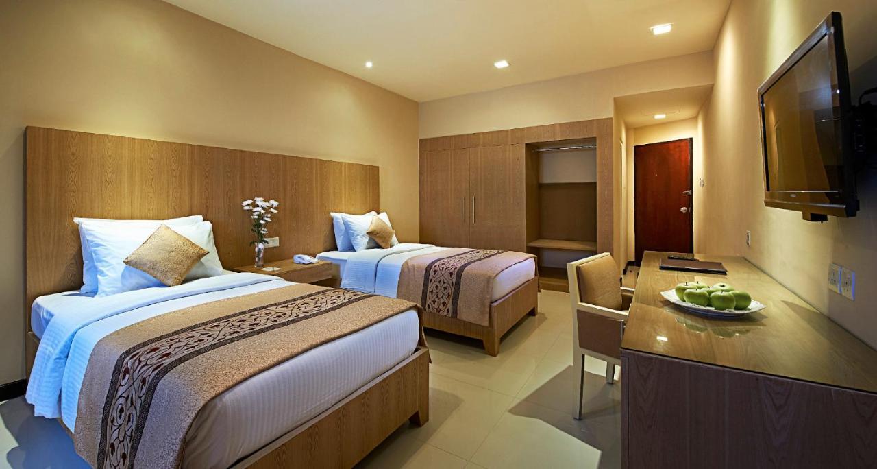 Berjaya Hotel Colombo Dehiwala-Mount Lavinia Ngoại thất bức ảnh