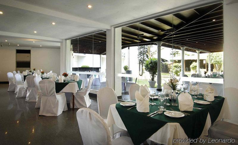 Berjaya Hotel Colombo Dehiwala-Mount Lavinia Nhà hàng bức ảnh