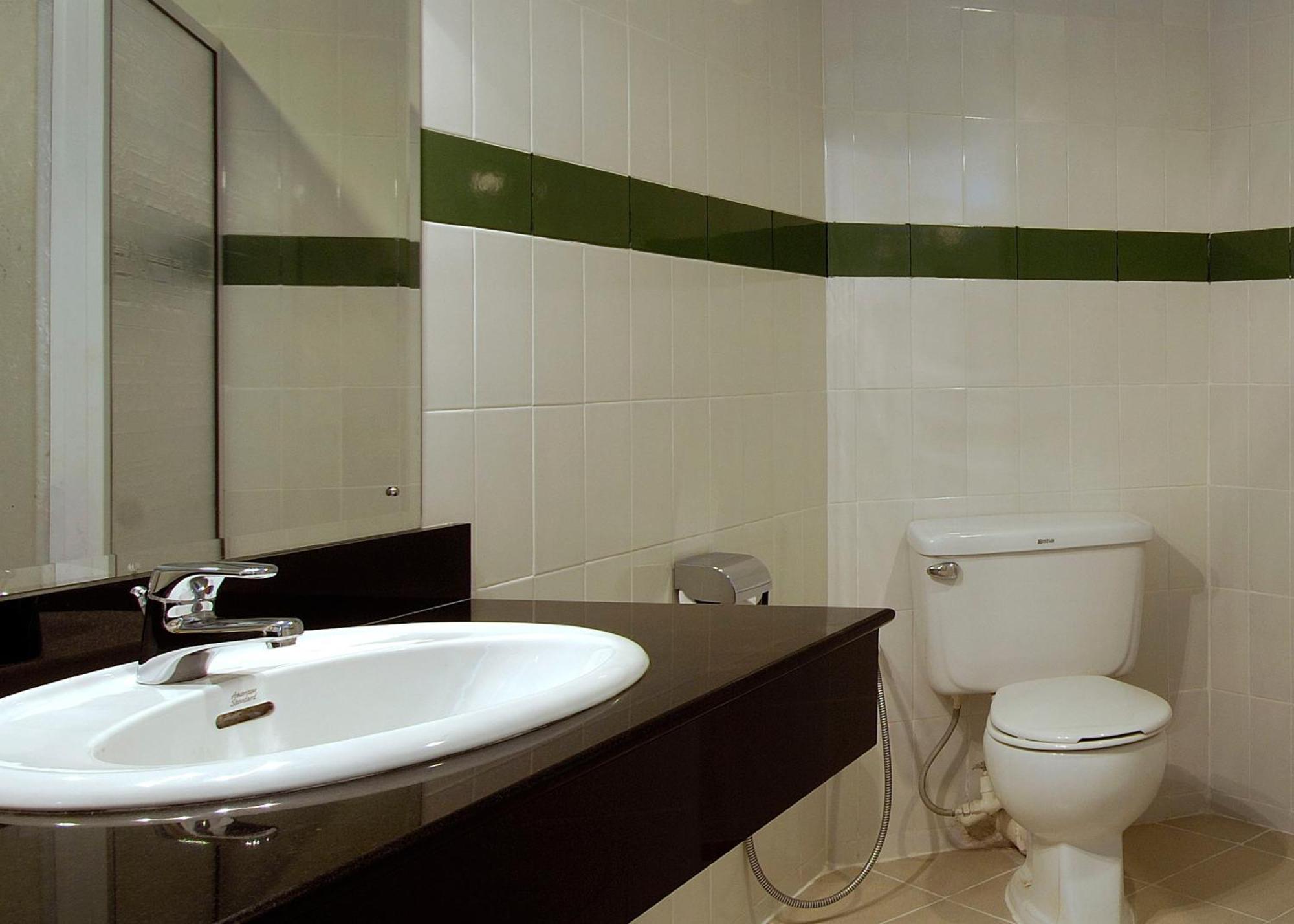 Berjaya Hotel Colombo Dehiwala-Mount Lavinia Ngoại thất bức ảnh