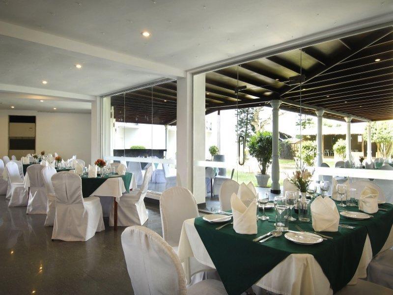Berjaya Hotel Colombo Dehiwala-Mount Lavinia Ngoại thất bức ảnh